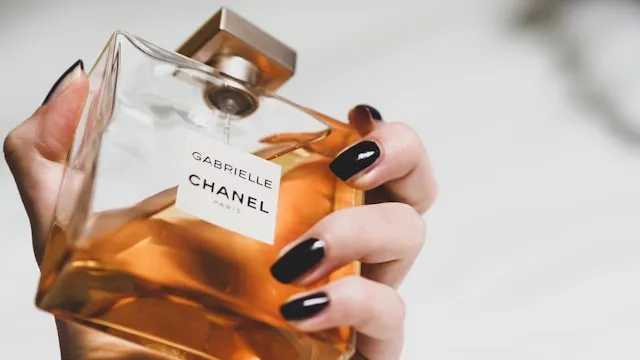 Her Scent 